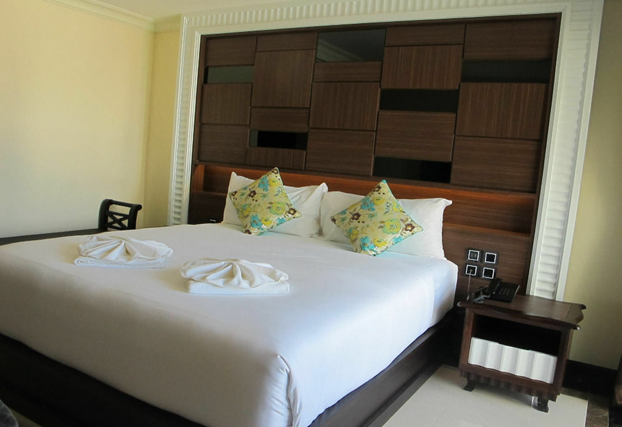 March Hotel Патая Екстериор снимка