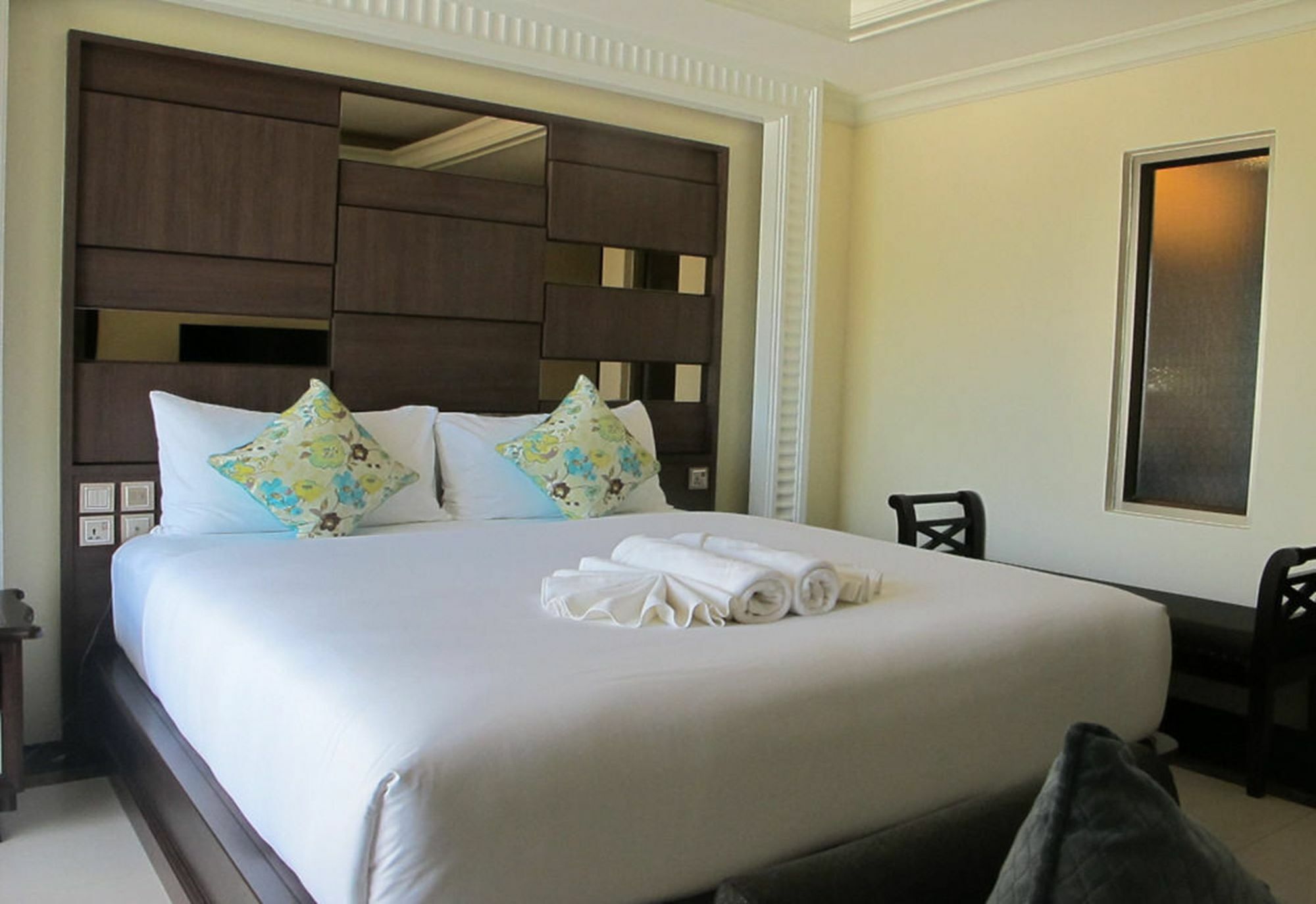 March Hotel Патая Екстериор снимка